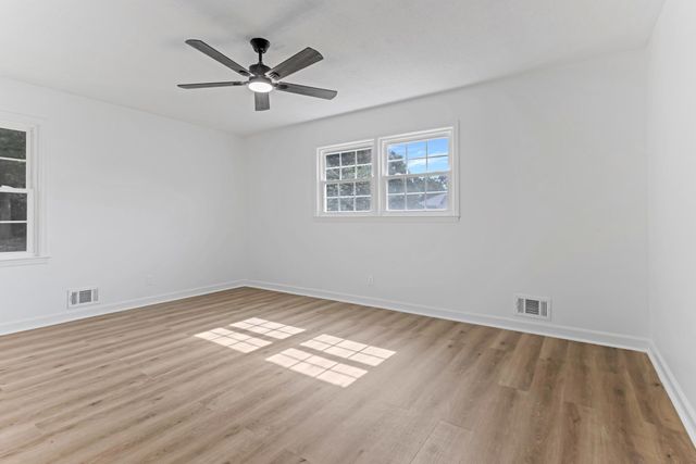 112 Shoally Park Drive, Boiling Springs, SC 29316