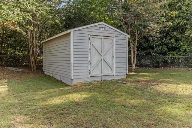 112 Shoally Park Drive, Boiling Springs, SC 29316