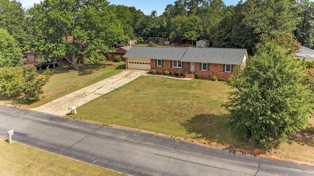 112 Shoally Park Drive, Boiling Springs, SC 29316