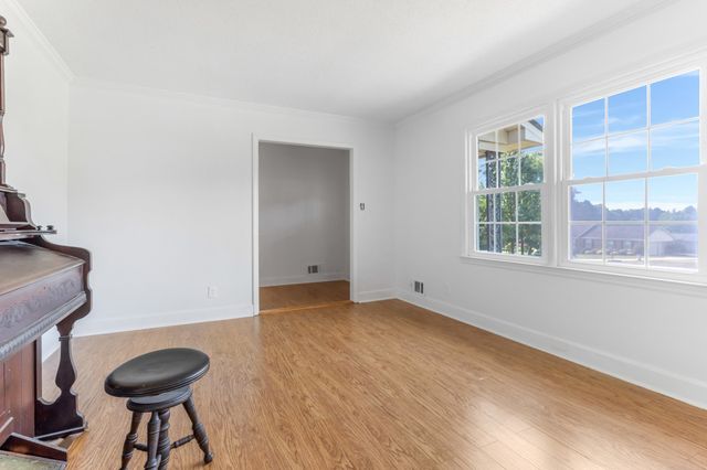 112 Shoally Park Drive, Boiling Springs, SC 29316