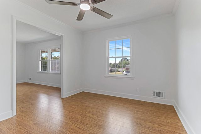 112 Shoally Park Drive, Boiling Springs, SC 29316