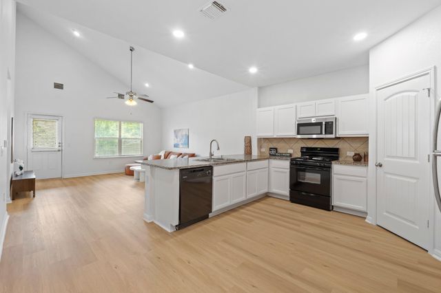 2529 Chetco DR, Austin, TX 78754