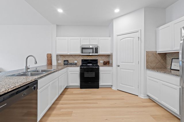 2529 Chetco DR, Austin, TX 78754