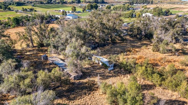 29005 S Carlson Road, Kennewick, WA 99337