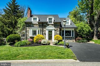 1000 CARROLL RD, Wynnewood, PA 19096