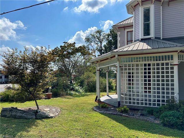 110 W Church Street, Mocksville, NC 27028