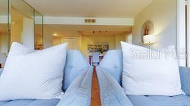 1120 N SHORE DRIVE NE 301, St Petersburg, FL 33701