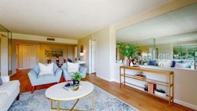 1120 N SHORE DRIVE NE 301, St Petersburg, FL 33701