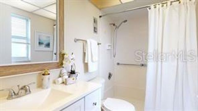 1120 N SHORE DRIVE NE 301, St Petersburg, FL 33701