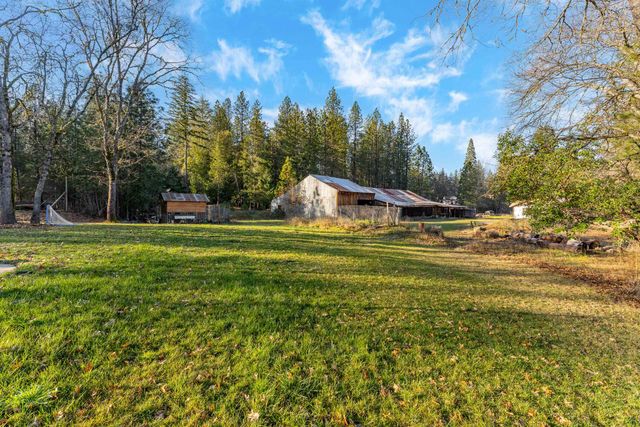 4570 New Hope Road, Grants Pass, OR 97527