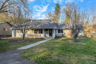 4570 New Hope Road, Grants Pass, OR 97527