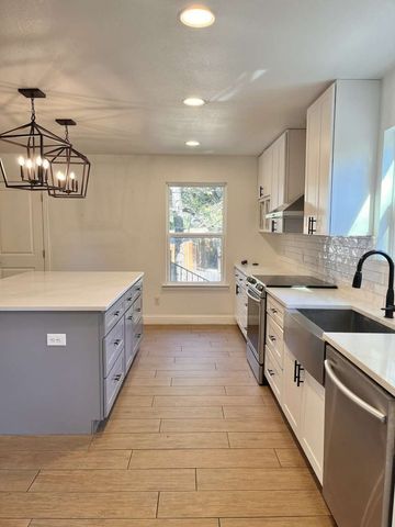 2158 Morning Glory Avenue, Fort Worth, TX 76111