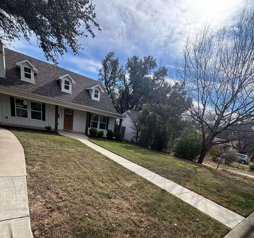 2158 Morning Glory Avenue, Fort Worth, TX 76111