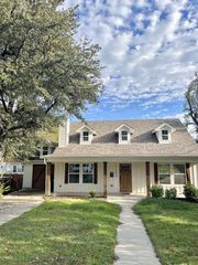 2158 Morning Glory Avenue, Fort Worth, TX 76111