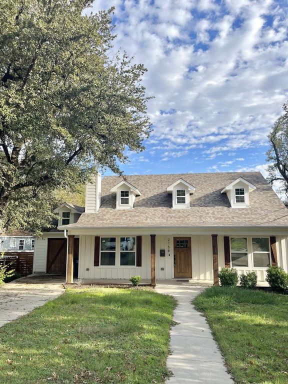 2158 Morning Glory Avenue, Fort Worth, TX 76111