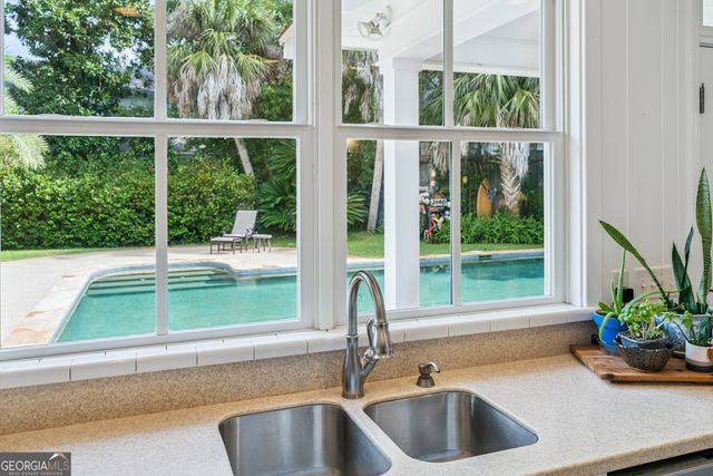 625 May Joe Street, St. Simons, GA 31522