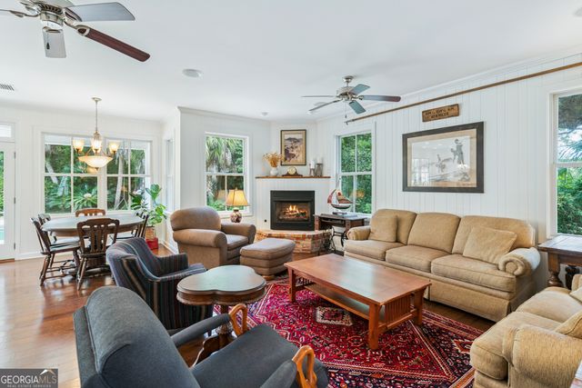 625 May Joe Street, St. Simons, GA 31522