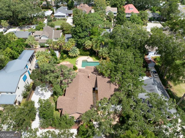 625 May Joe Street, St. Simons, GA 31522