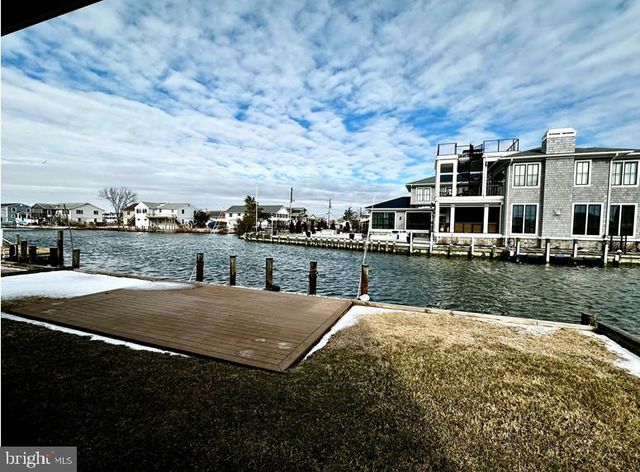 19 BAYARD STREET EXT, Fenwick Island, DE 19944