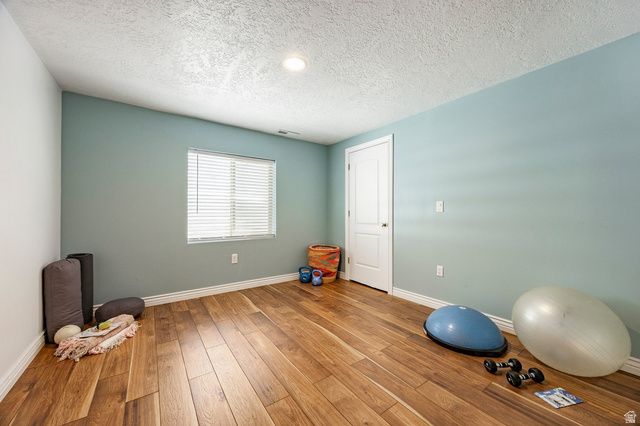 6716 W HUNTER CREST CIR, West Valley City, UT 84128