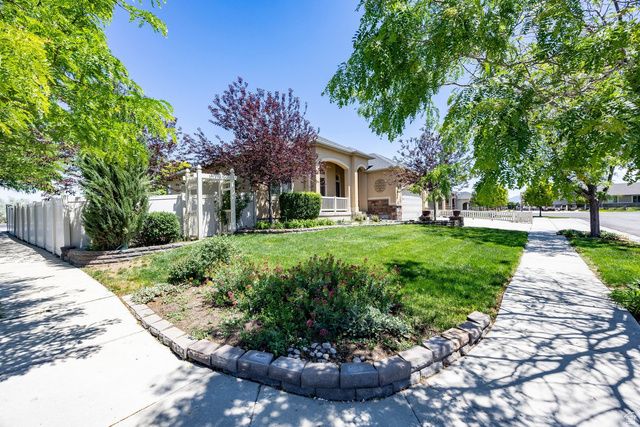 6716 W HUNTER CREST CIR, West Valley City, UT 84128