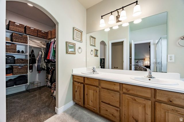 6716 W HUNTER CREST CIR, West Valley City, UT 84128
