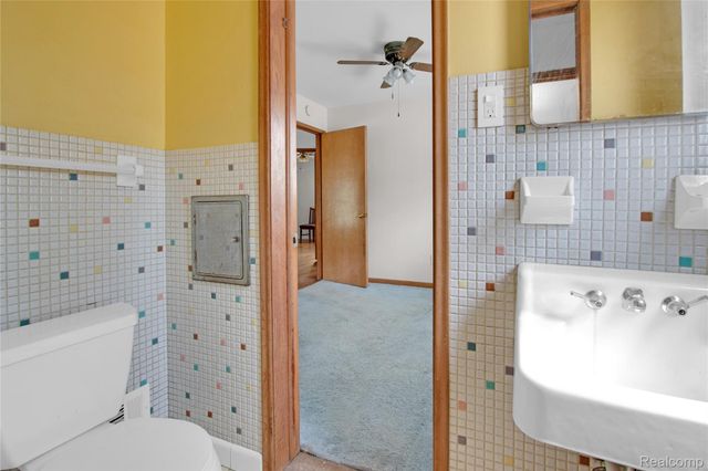 3822 Rome Avenue, Warren, MI 48091