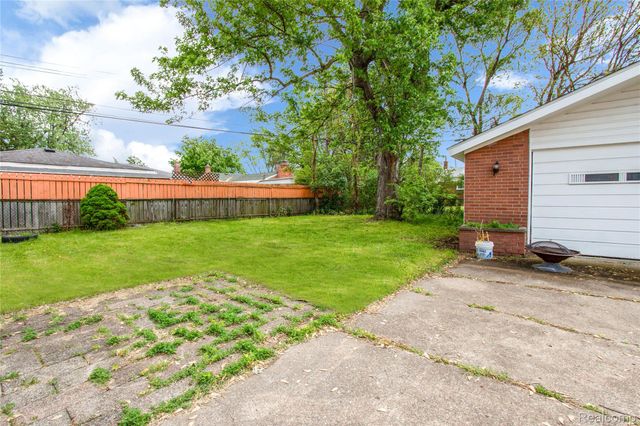 3822 Rome Avenue, Warren, MI 48091