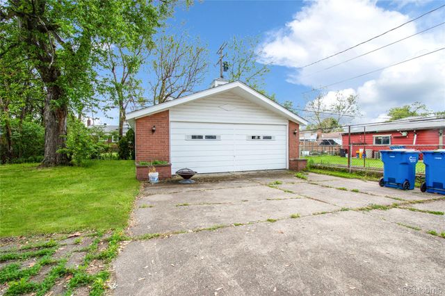 3822 Rome Avenue, Warren, MI 48091