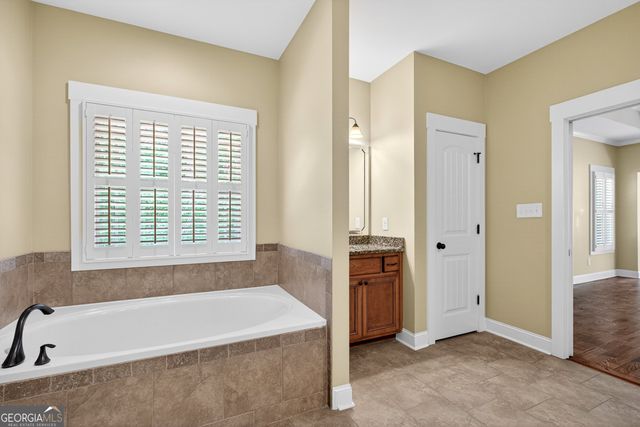 70 Double Creek Court, Senoia, GA 30276