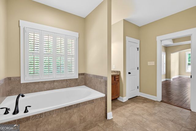 70 Double Creek Court, Senoia, GA 30276