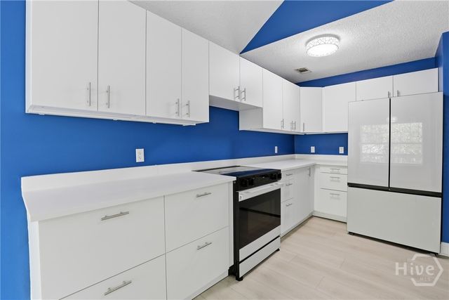 13 Rigger Court, Savannah, GA 31410