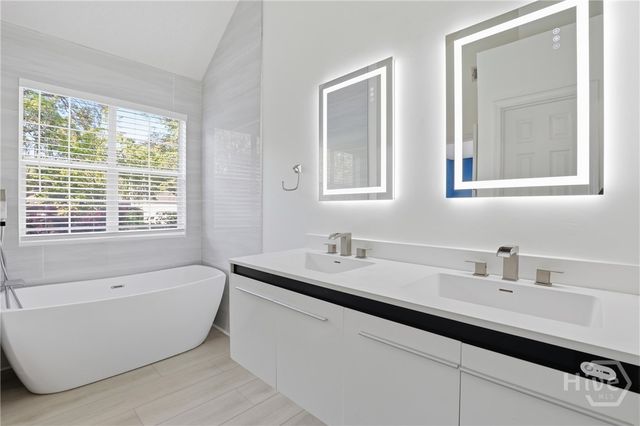 13 Rigger Court, Savannah, GA 31410