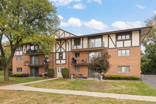 10965 S 84th Avenue 3C, Palos Hills, IL 60465