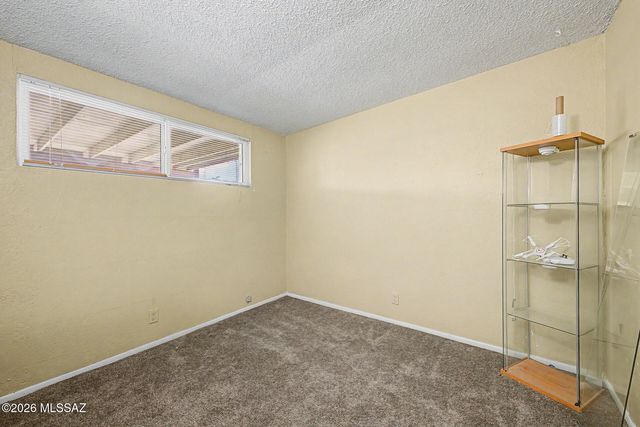 7640 E 27th Street, Tucson, AZ 85710
