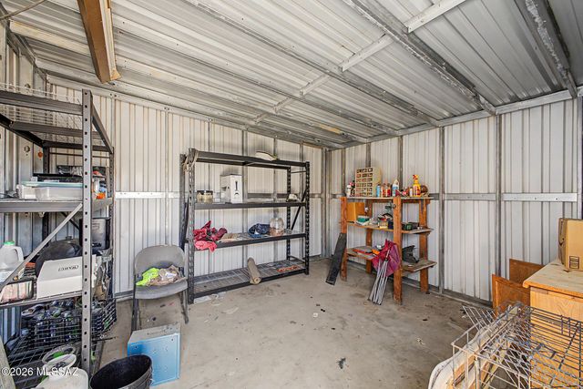 7640 E 27th Street, Tucson, AZ 85710