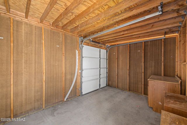 7640 E 27th Street, Tucson, AZ 85710