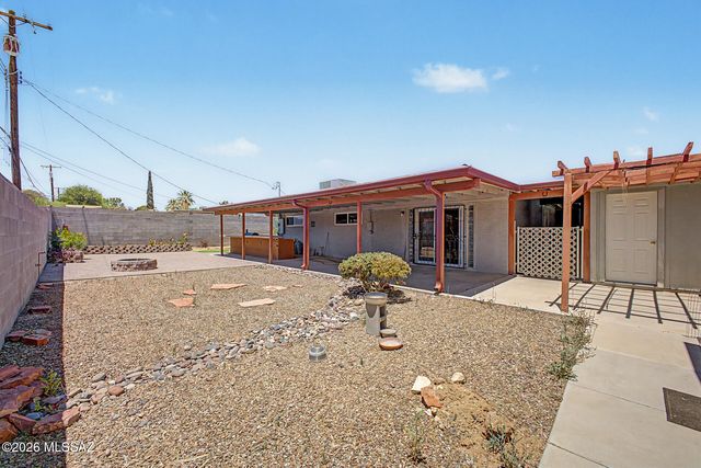 7640 E 27th Street, Tucson, AZ 85710