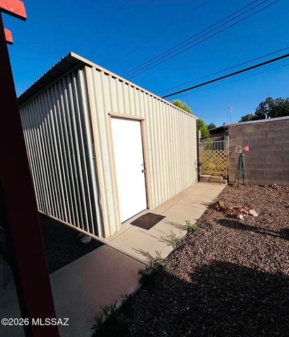 7640 E 27th Street, Tucson, AZ 85710