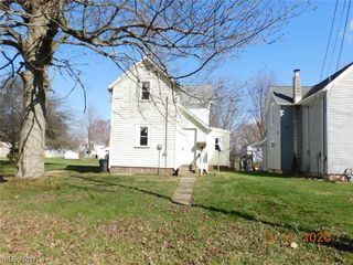 522 Shackson Street, Conneaut, OH 44030