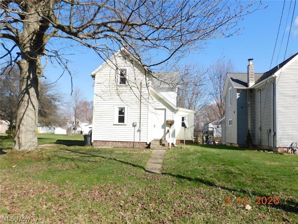 522 Shackson Street, Conneaut, OH 44030