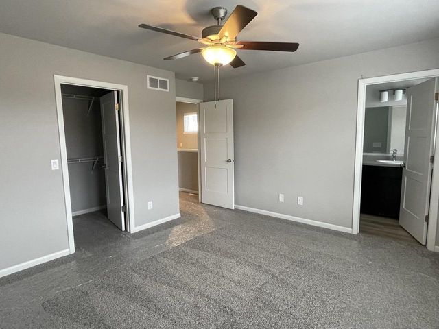 2143 Autumn Lake Parkway, Madison, WI 53718
