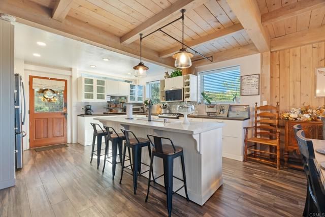 22750 Illahee Drive, Alpine, CA 91901