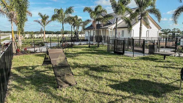 521 SE RANCH OAK CIRCLE, Port St Lucie, FL 34987