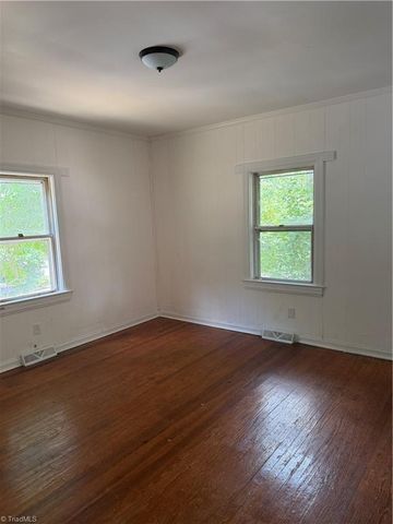 2213 Cypress Street, Greensboro, NC 27405
