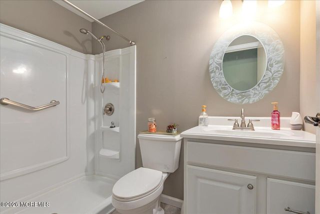 585B Kevin Court B, Manchester, NJ 08759