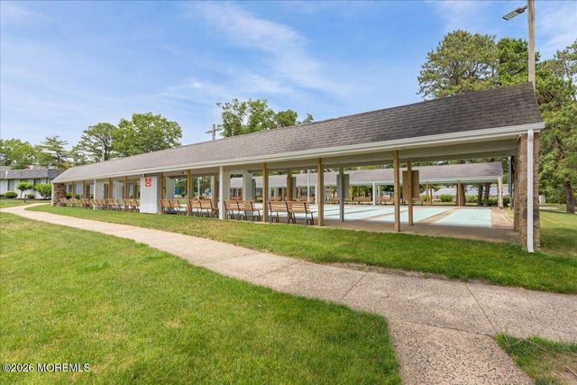 585B Kevin Court B, Manchester, NJ 08759