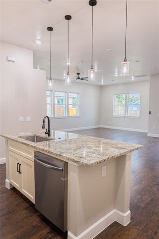 604 Crenshaw Street, Terrell, TX 75160