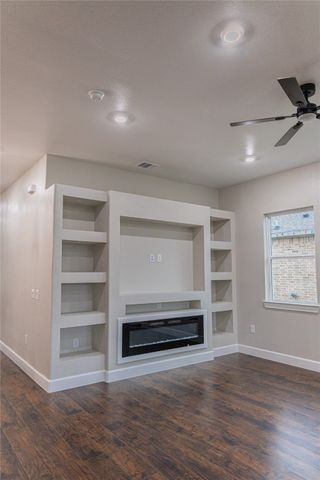 604 Crenshaw Street, Terrell, TX 75160