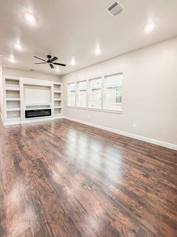 604 Crenshaw Street, Terrell, TX 75160